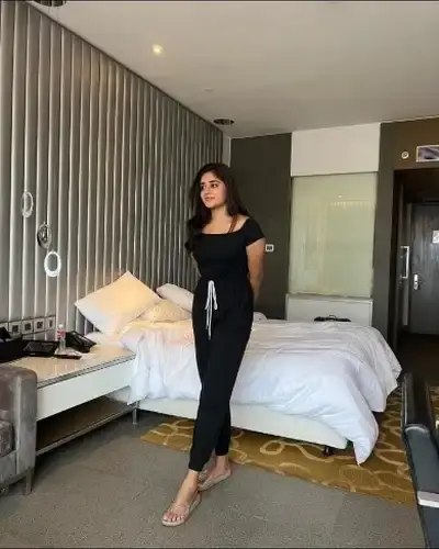 Call Girls Service in Chinchpokli
